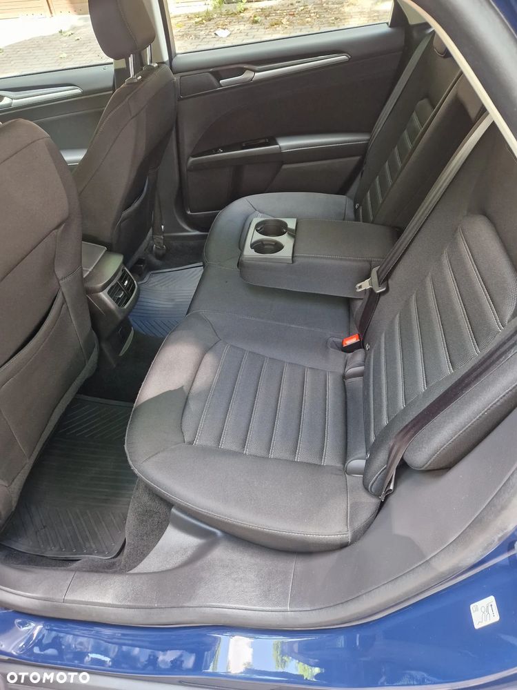 Ford Mondeo - 22