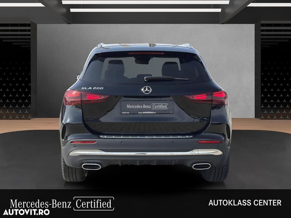 Mercedes-Benz GLA - 5