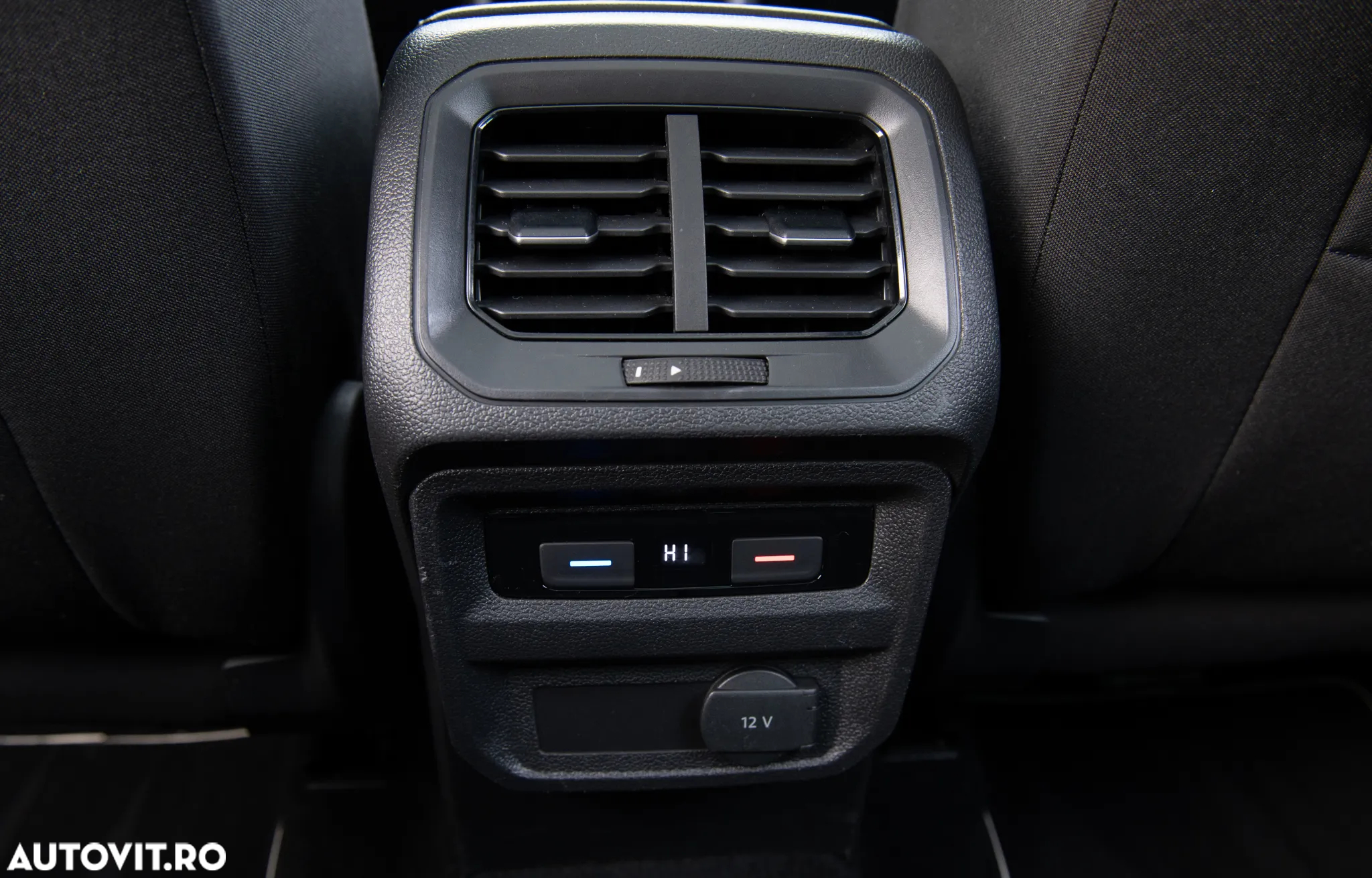 Volkswagen Tiguan 2.0 TDI DPF DSG 4Mot Comfortline - 29