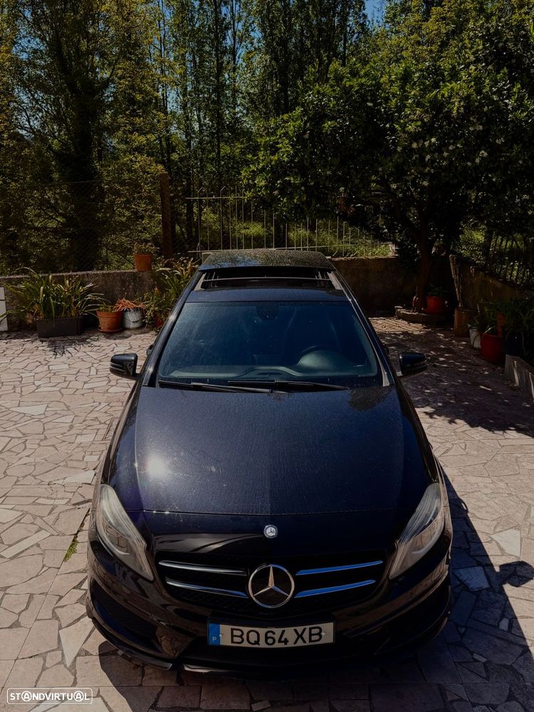 Mercedes-Benz A 200 - 30