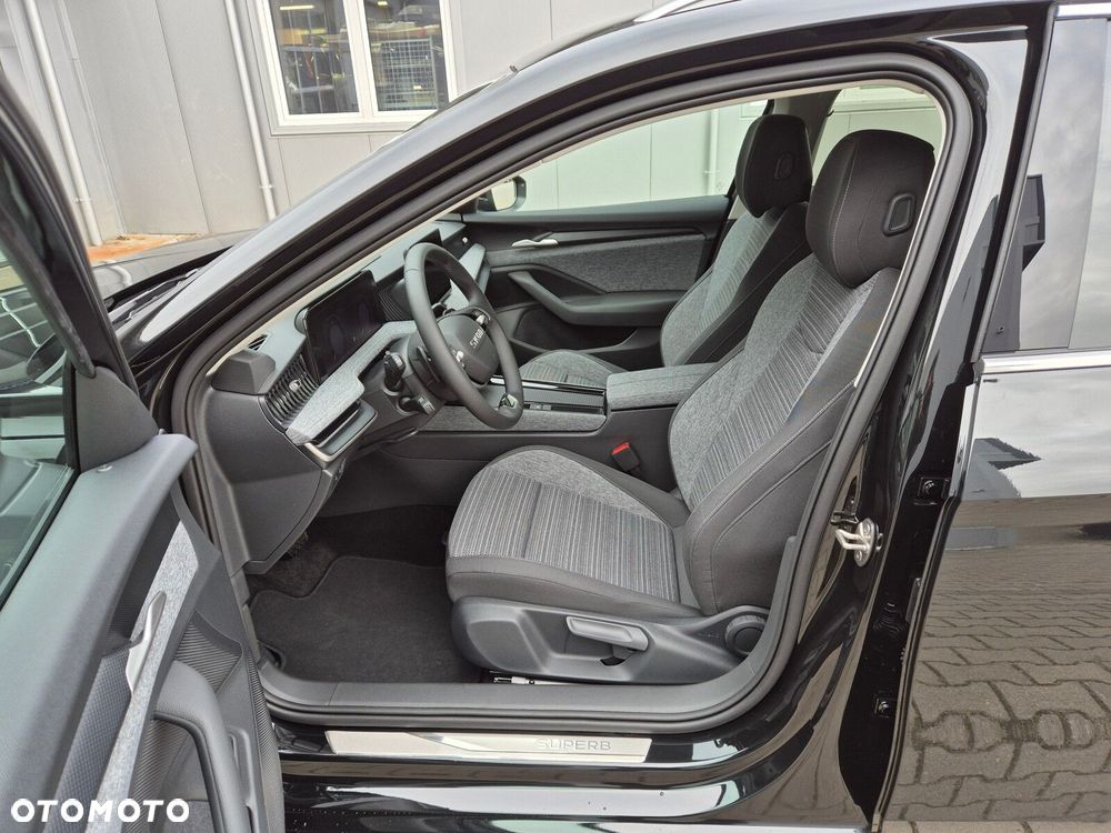 Skoda Superb 2.0 TDI SCR Selection DSG - 15