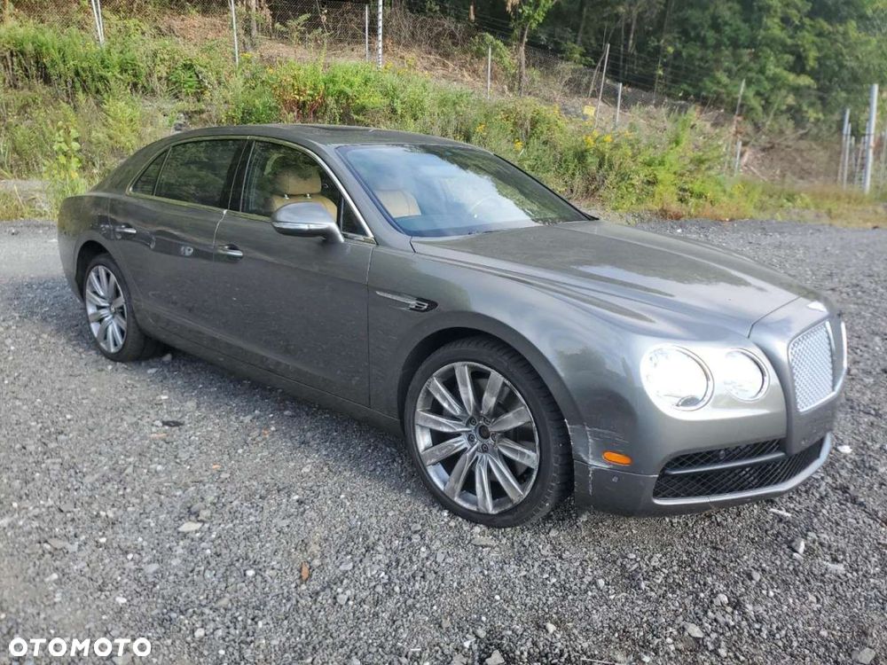 Bentley Flying Spur - 5