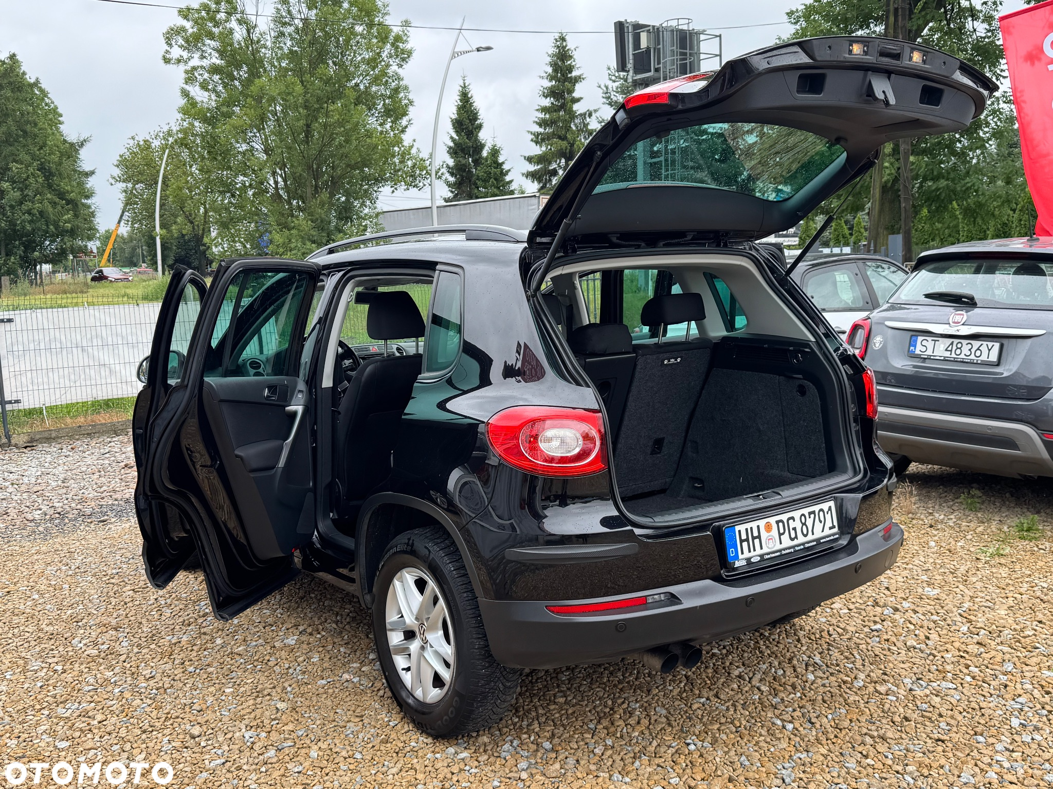 Volkswagen Tiguan - 14