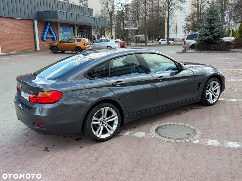 BMW Seria 4 428i xDrive Sport Line - 25