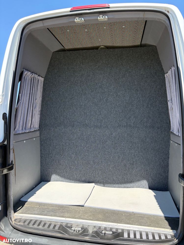 Mercedes-Benz Sprinter - 17