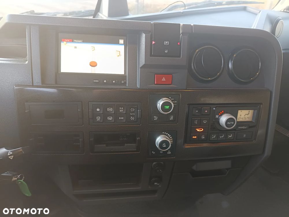 Renault T480 COMFORT - 11