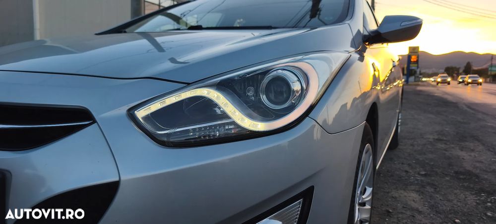 Hyundai i40 i40cw 1.7 CRDi blue Style - 32