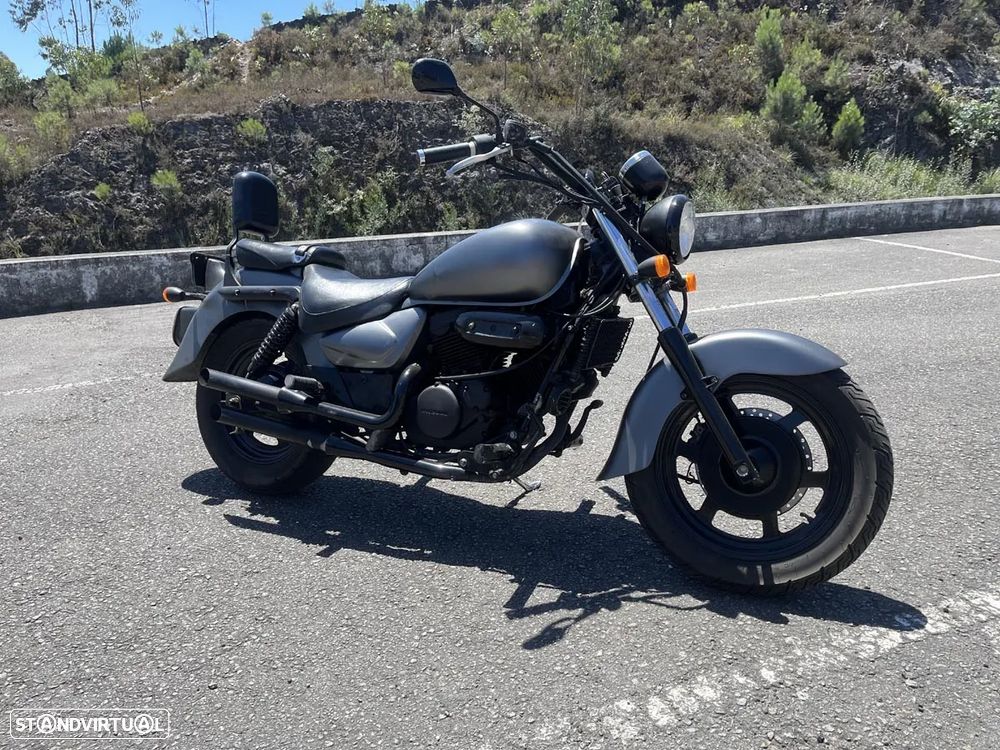 Hyosung Aquila GV 250 - 2
