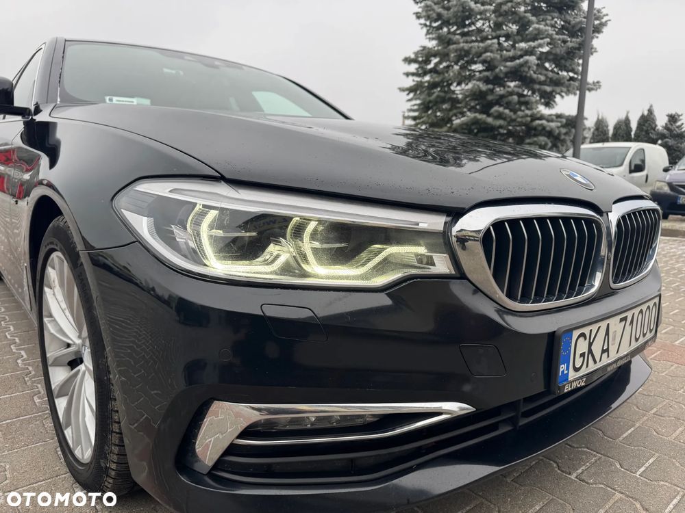 BMW Seria 5 540i GPF xDrive Luxury Line - 21