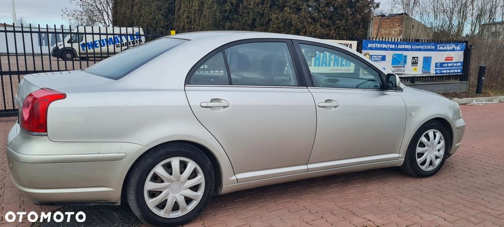 Toyota Avensis 2.0 VVT-i Prestige - 9