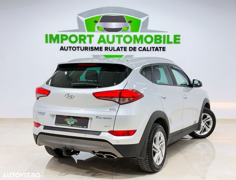 Hyundai Tucson 2.0 CRDI 4WD Automatik Advantage - 14