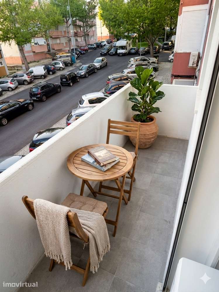 Apartamento T3 remodelado a 10 minutos de Lisboa - Grande imagem: 2/25