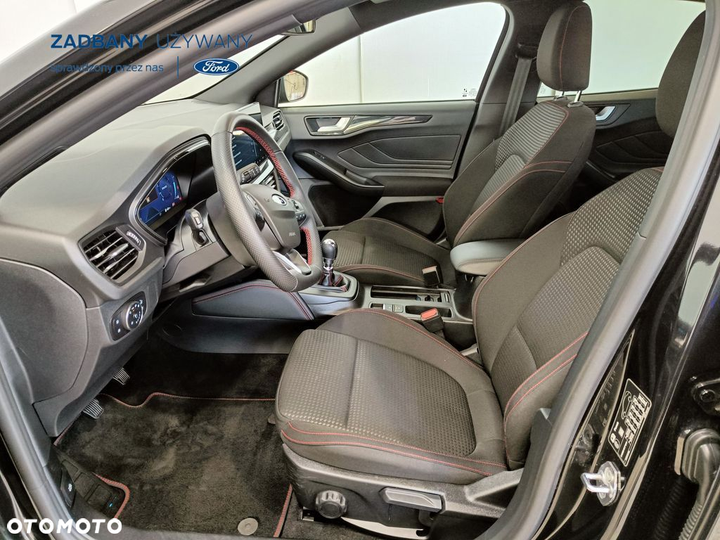 Ford Focus 1.0 EcoBoost ST-Line X - 9