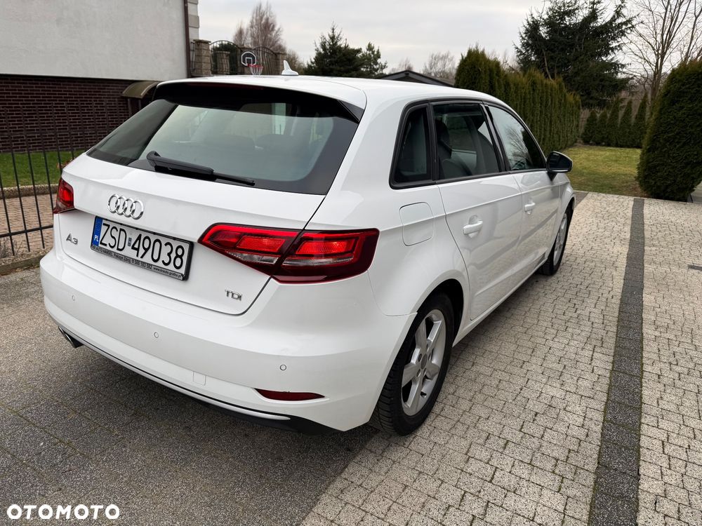 Audi A3 Sportback 2.0 TDI (clean diesel) Attraction - 4