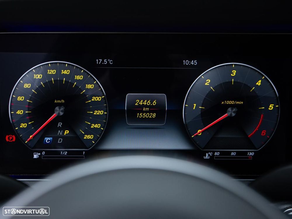 Mercedes-Benz E 220 - 21