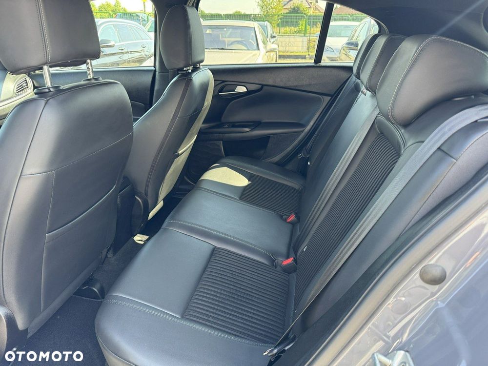 Fiat Tipo 1.4 T-Jet S-Design - 21