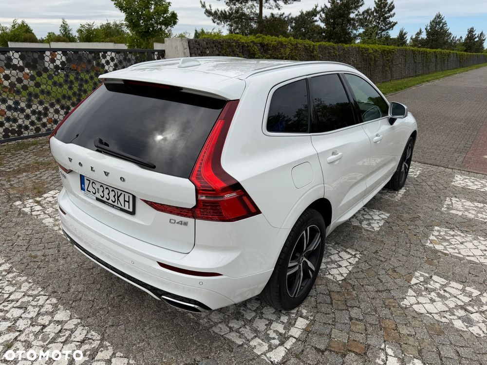 Volvo XC 60 D4 R-Design - 14