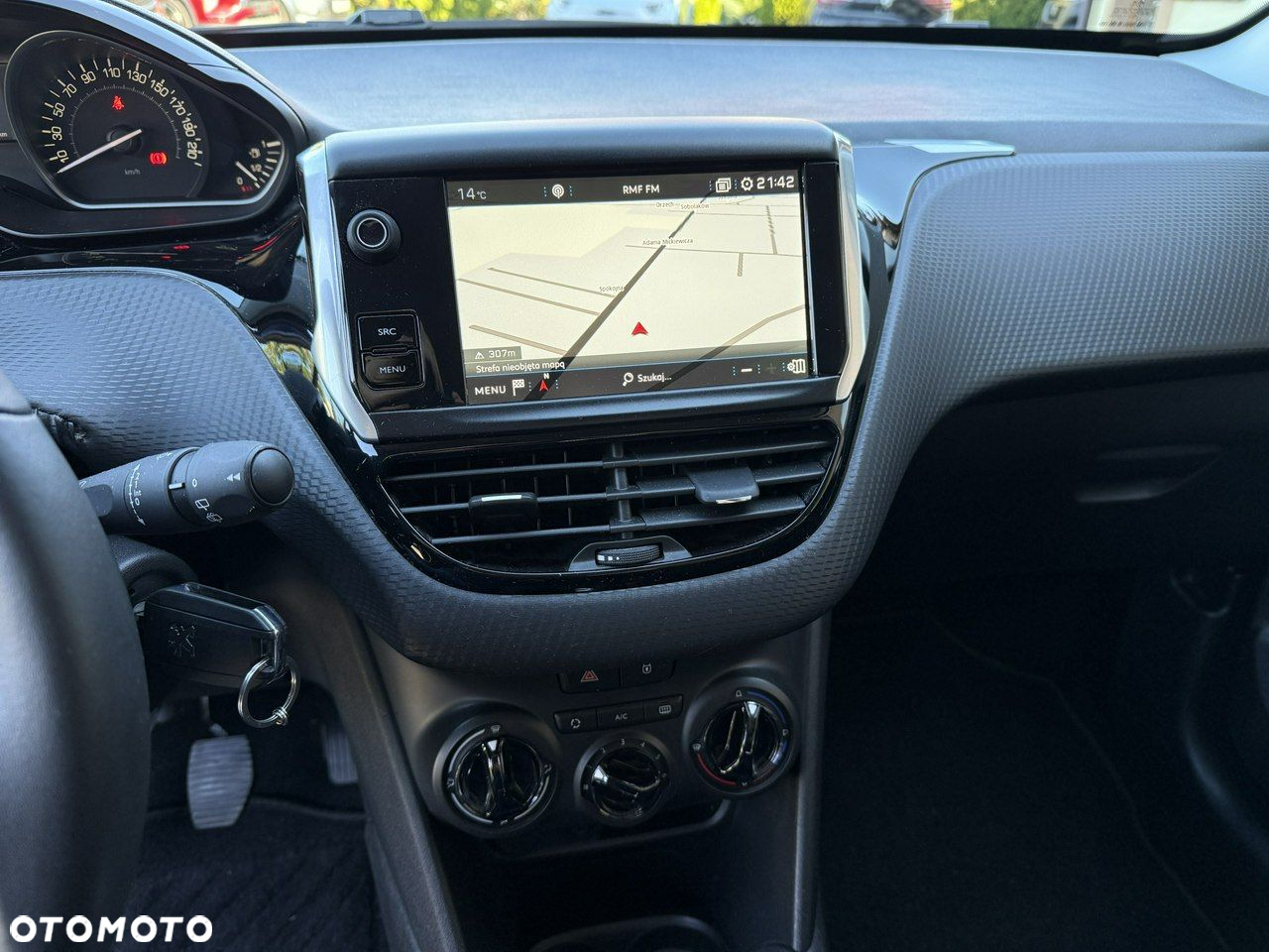 Peugeot 208 1.2 PureTech Style - 17
