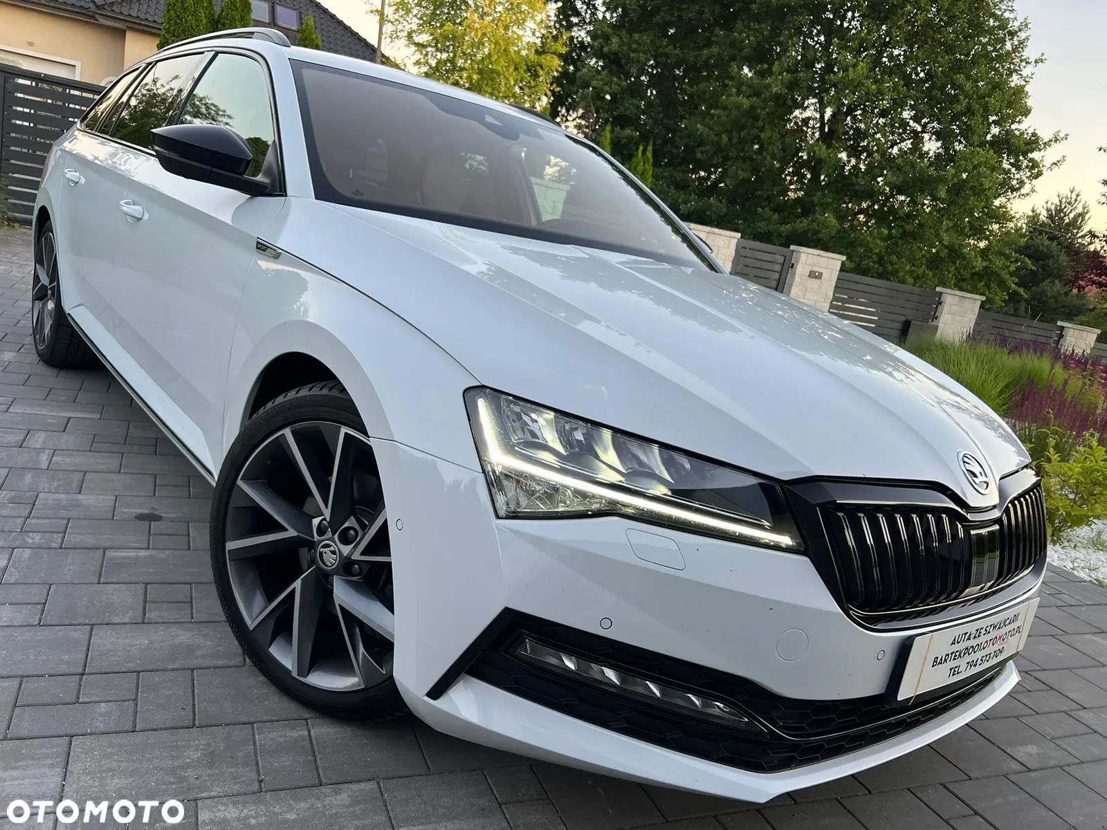 Skoda Superb 2.0 TDI 4x4 DSG Sportline - 1
