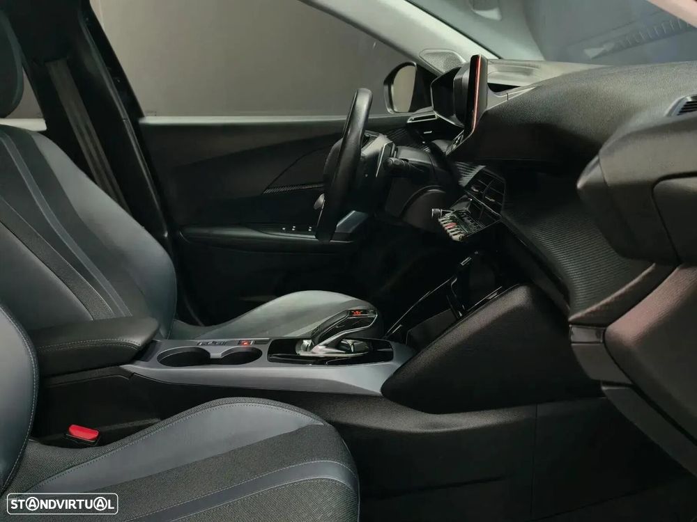 Peugeot 2008 1.5 BlueHDi Allure EAT8 - 8