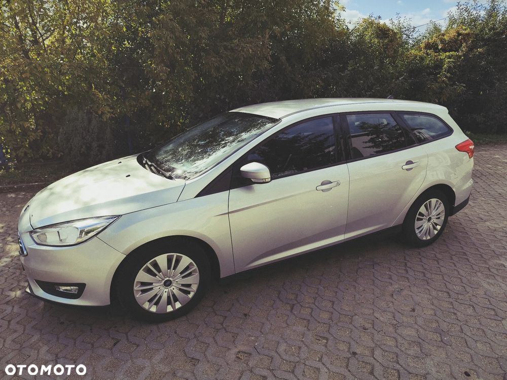 Ford Focus 1.5 TDCi SYNC Edition - 2