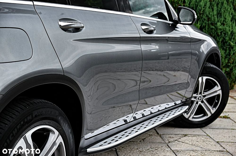 Mercedes-Benz GLC 250 4Matic 9G-TRONIC Exclusive - 19