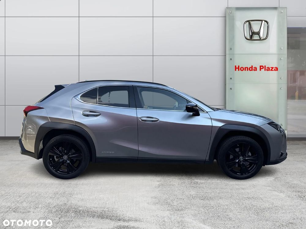 Lexus UX 250h Prestige 2WD - 6