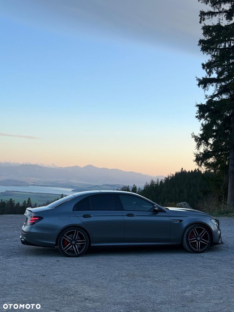 Mercedes-Benz Klasa E AMG 63 S 4Matic AMG Speedshift 9G-MCT Edition 1 - 40