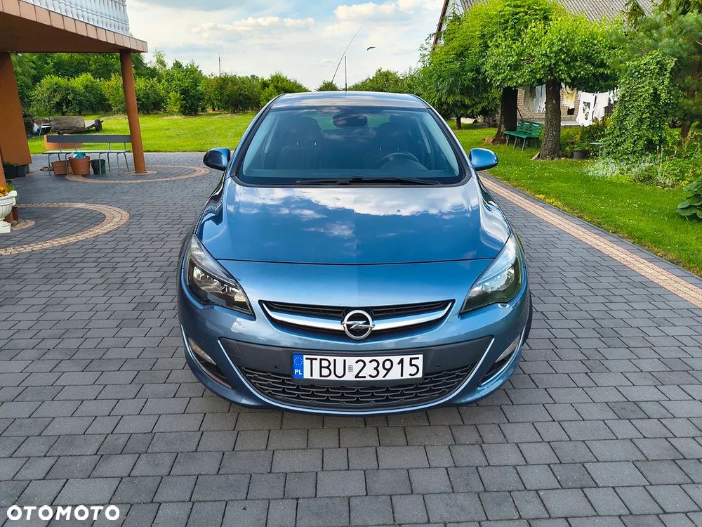 Opel Astra 1.4 T Edition 150 - 11
