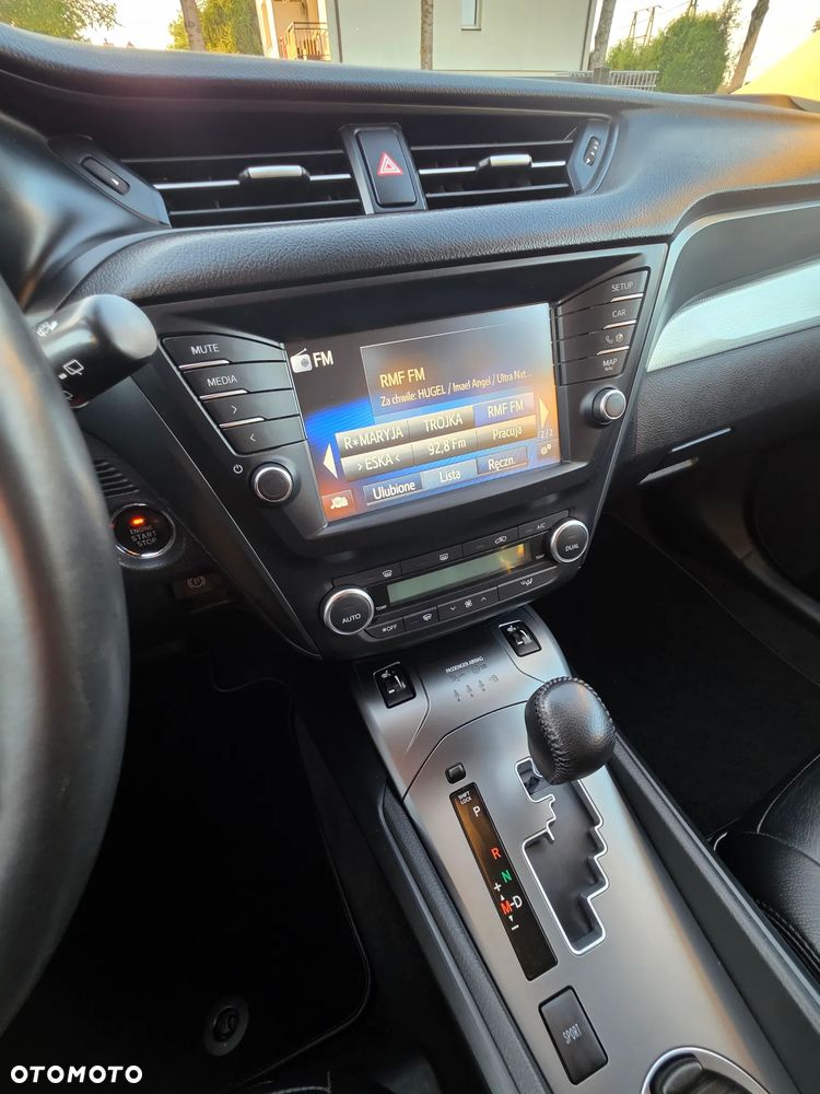 Toyota Avensis - 35