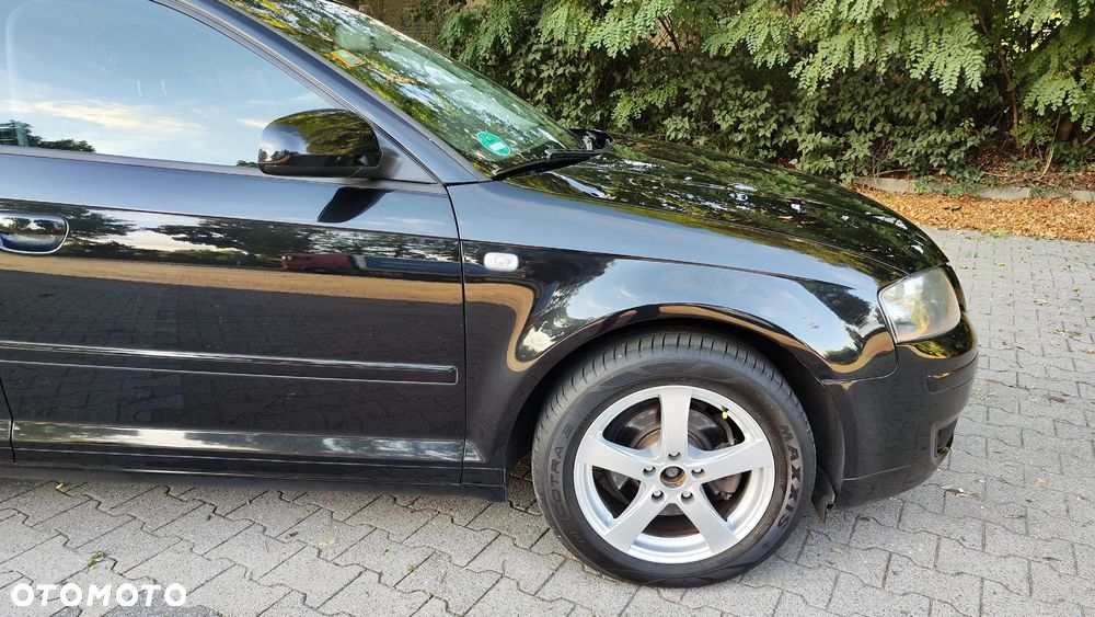 Audi A3 Sportback 1.6 Ambiente - 12