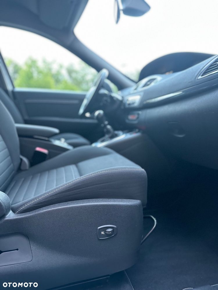 Renault Scenic ENERGY TCe 130 S&S Bose Edition - 37