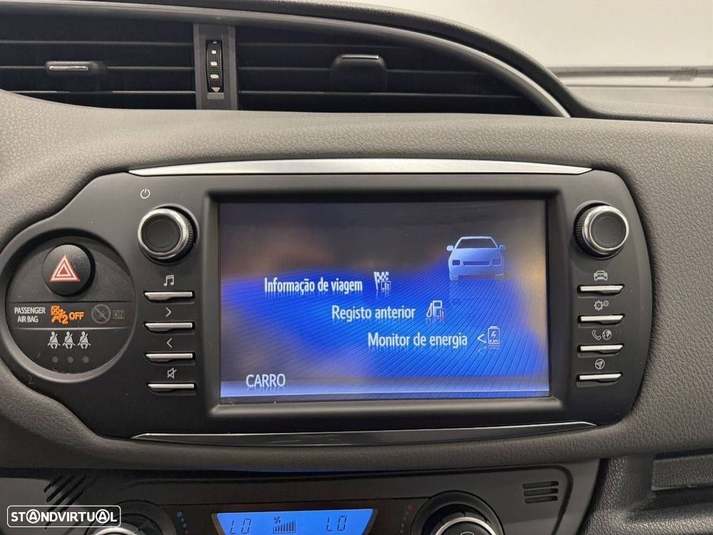 Toyota Yaris 1.5 HSD Exclusive - 14