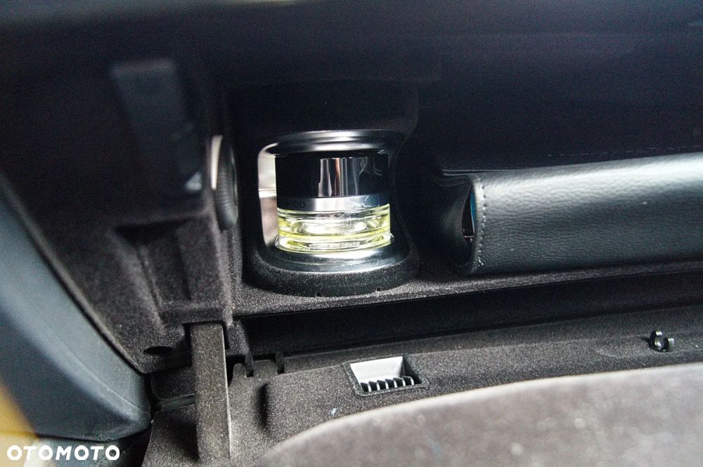 Mercedes-Benz Klasa S 500 4-Matic 7G-TRONIC - 29