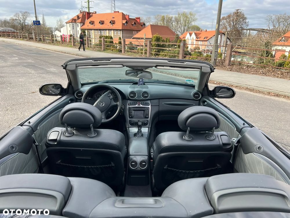 Mercedes-Benz CLK - 18