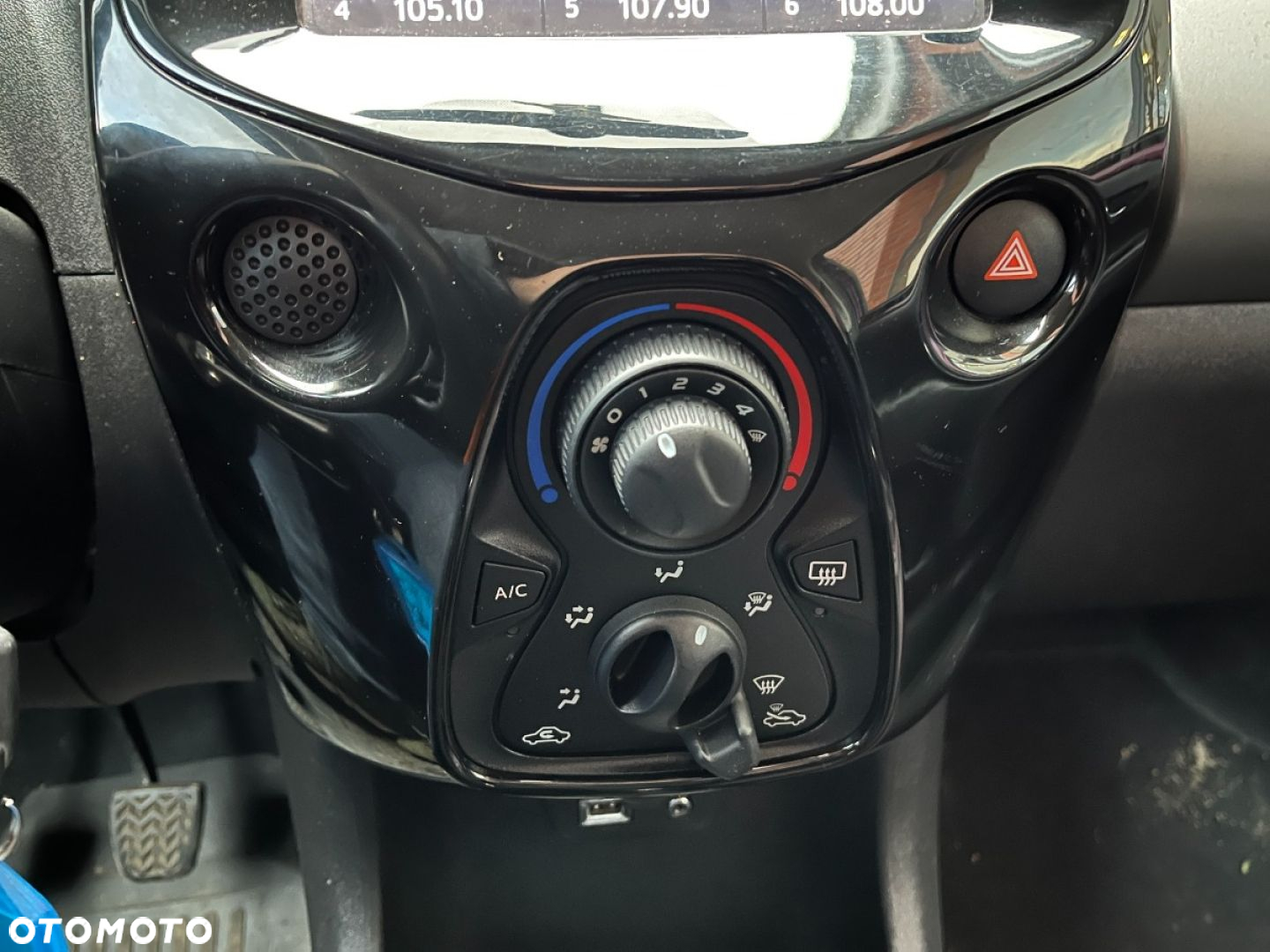 Peugeot 108 VTI 68 Top Style - 11