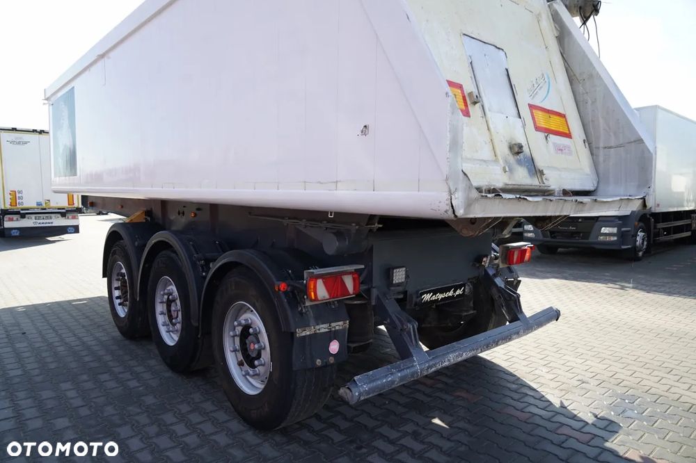 Carnehl WYWROTKA / 26 m3 / ALUMINIOWA / OŚ PODNOSZONA / SAF / WAGA: 5 300 KG / - 11