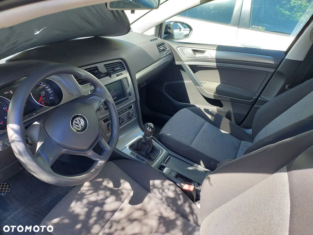 Volkswagen Golf 1.6 TDI BlueMotion Trendline - 15