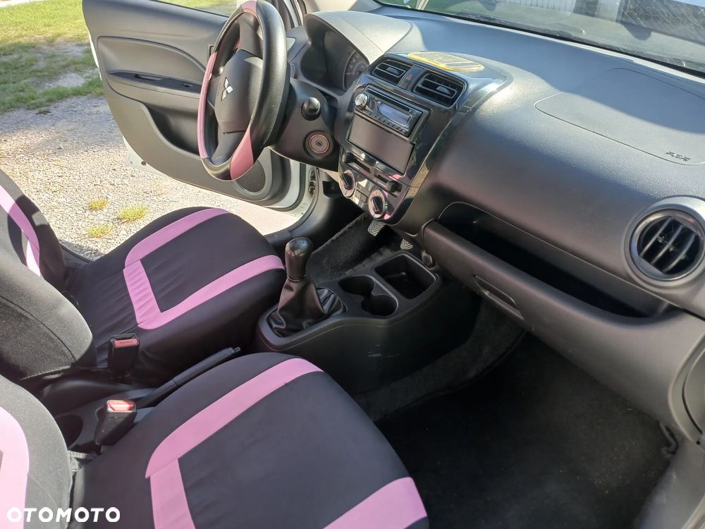 Mitsubishi Space Star - 13