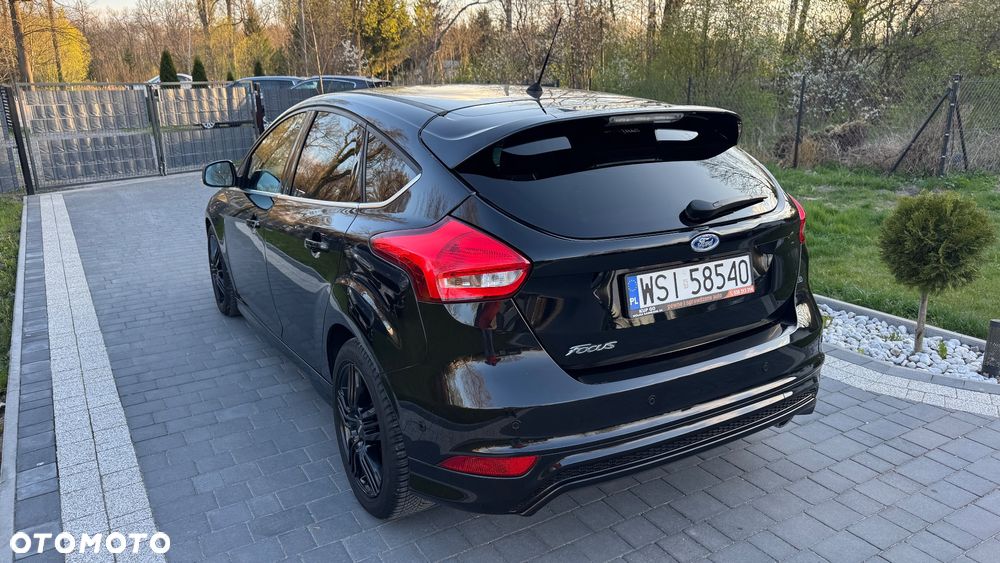 Ford Focus 2.0 TDCi ST PowerShift - 4