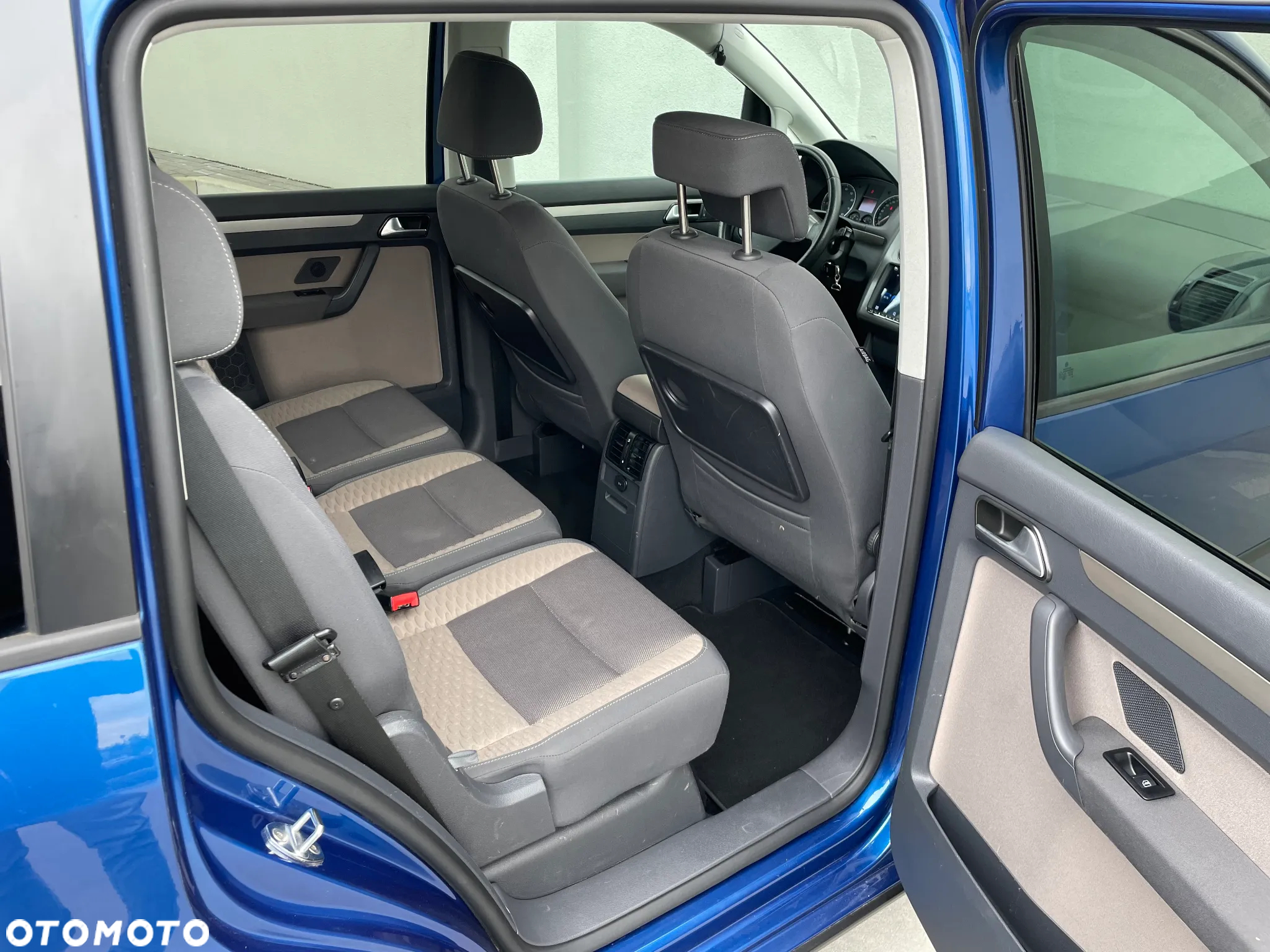 Volkswagen Touran 1.4 TSI Cross - 23