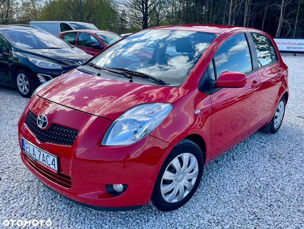 Toyota Yaris 1.3 Luna Hit - 11