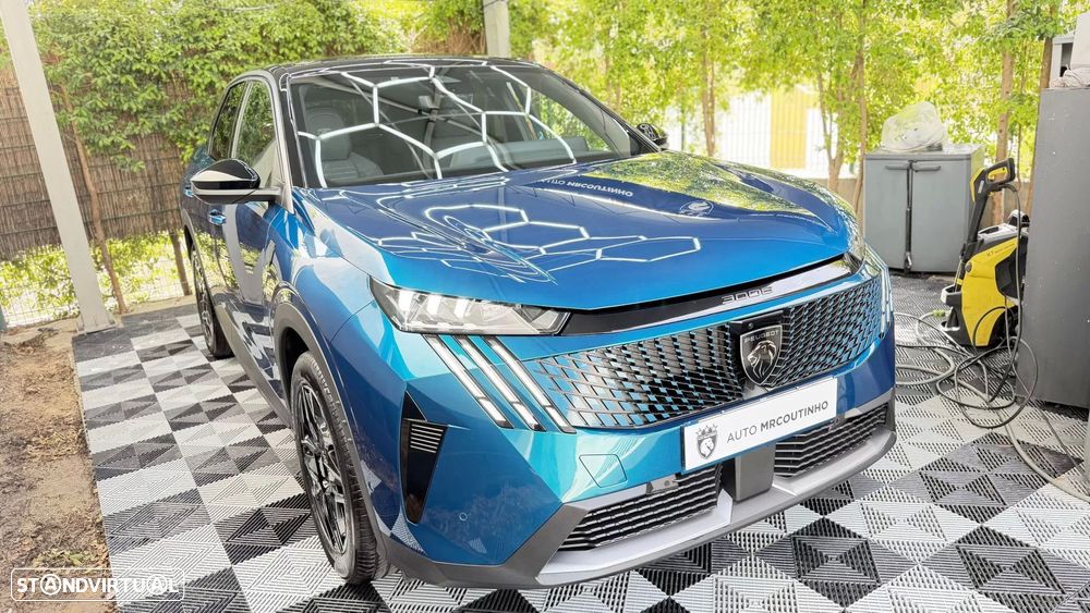 Peugeot 3008 Hybrid 145 e-DSC6 GT - 4