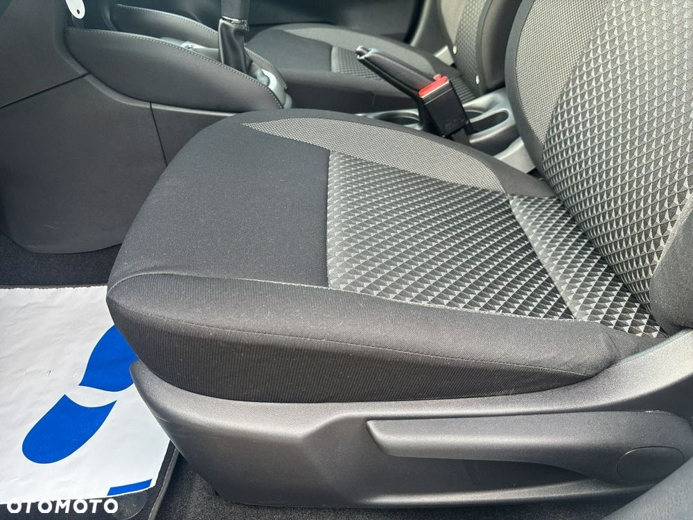 Nissan Micra - 13