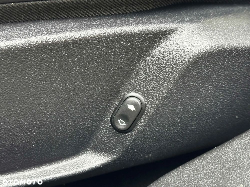 Ford Mondeo 2.0 T Titanium - 30