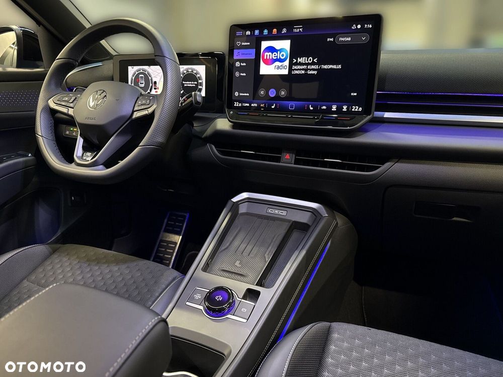 Volkswagen T-Roc 1.5 TSI R-Line DSG - 22