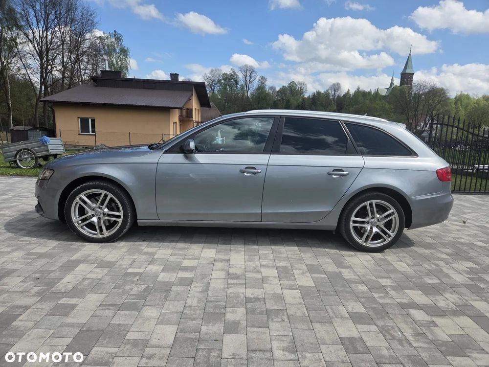 Audi A4 Avant 2.0 TDI DPF Attraction - 3