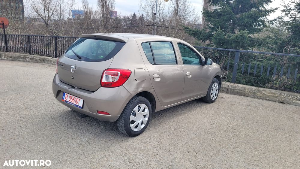 Dacia Sandero TCe 90 Laureate - 4