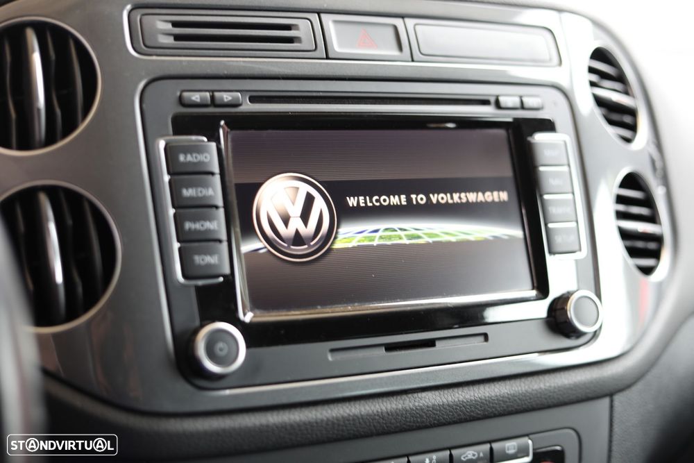 VW Tiguan 2.0 TDi Sport BlueMotion - 13