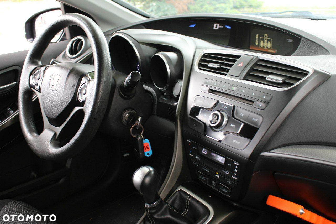 Honda Civic 1.8 i-VTEC Comfort - 24